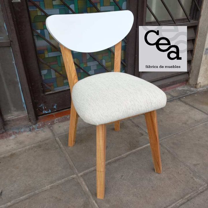 Silla vintage respaldo blanco